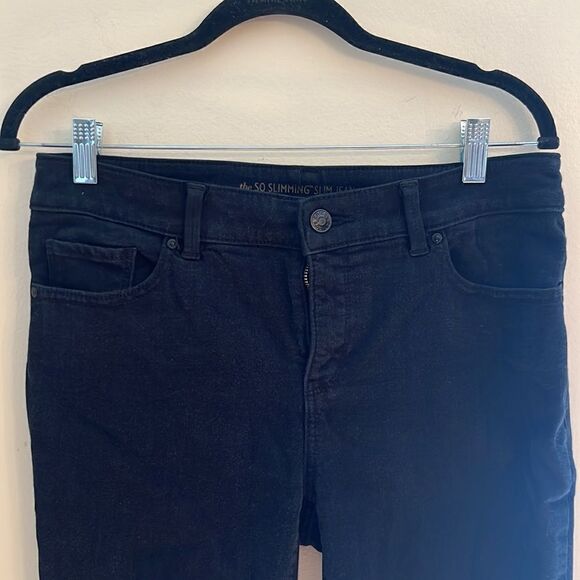 Chico’s So Slimming Slim Jean - Short - Picture 2 of 7